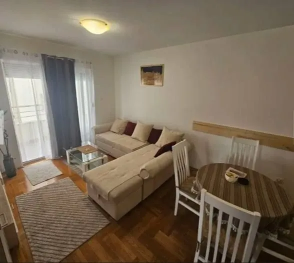 Prodaja, jednosoban stan, 45m², Babilonija, Budva