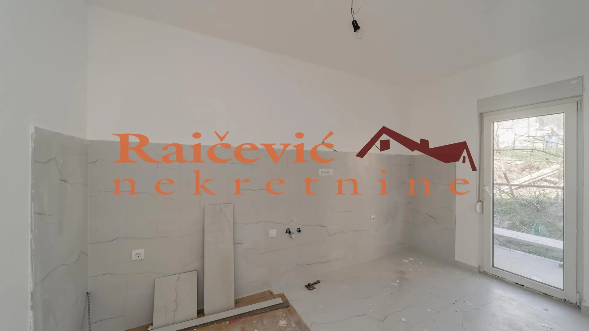 Prodaja, trosoban stan, 81m², Grocka, Beograd