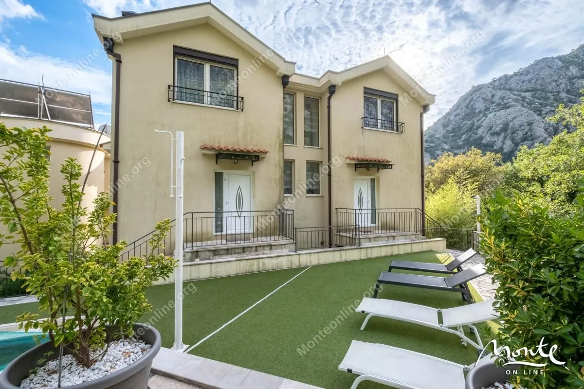 Prodaja, dvosoban stan, 87m², Orahovac, Kotor