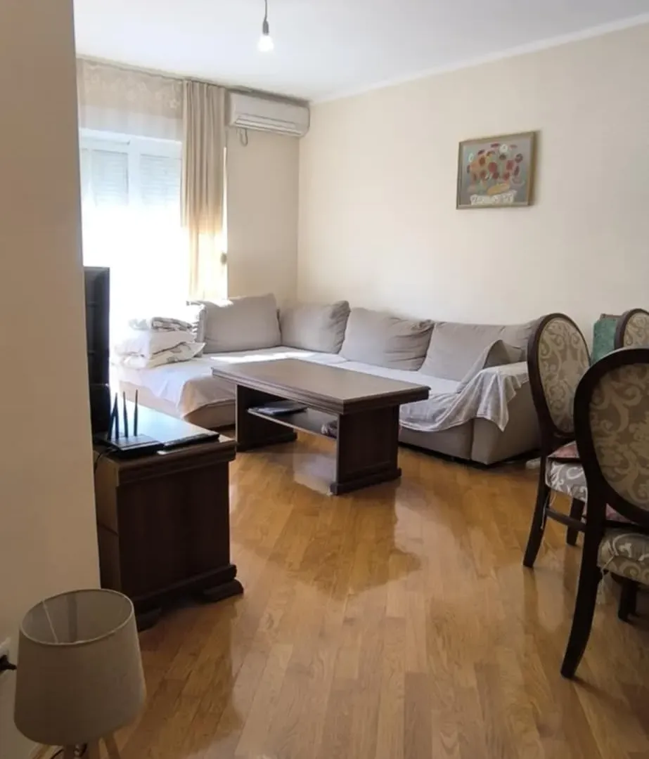 Prodaja, dvosoban stan, 75m², Babilonija, Budva
