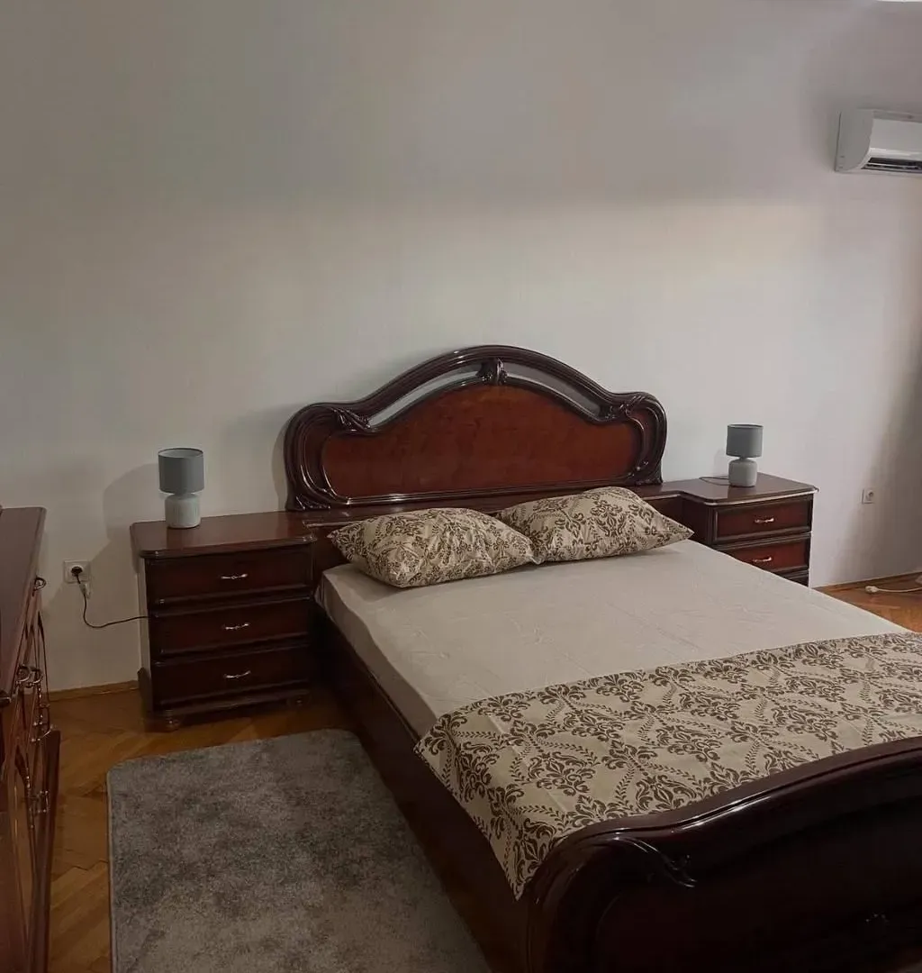 Rent, two bedroom apartment, 80m², Centar, Podgorica