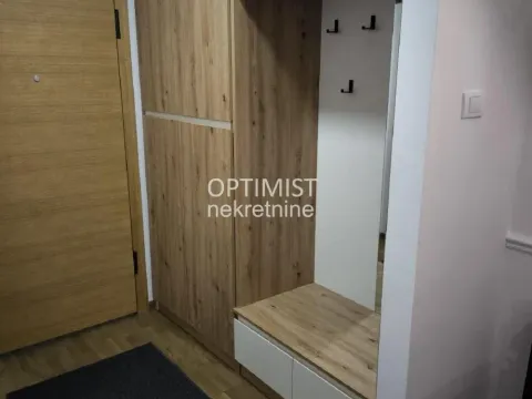 Izdavanje, trosoban stan, 59m², Južni Bulevar, Vračar Sve Podlokacije - image 12