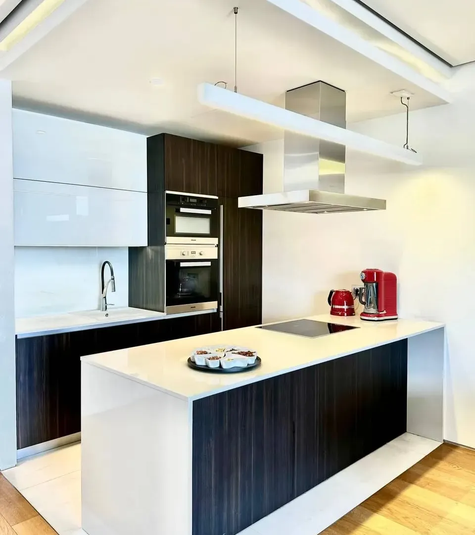 Prodaja, dvosoban stan, 159m², Dukley Gardens, Budva