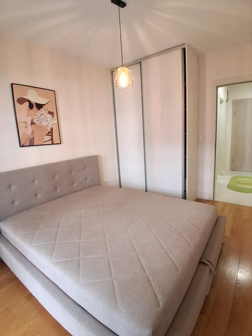Rent, one bedroom apartment, 49m², Central Point, Podgorica