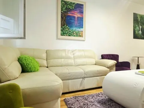 Rent, two bedroom apartment, 69m², Tuški Put, Podgorica - image 3