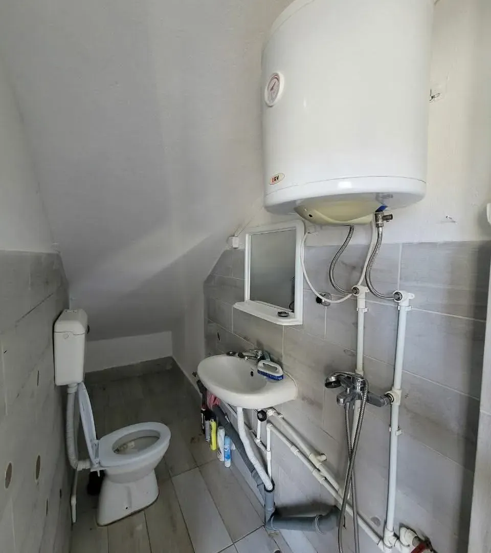 Izdavanje, jednosoban stan, 30m², Bjeliši, Bar