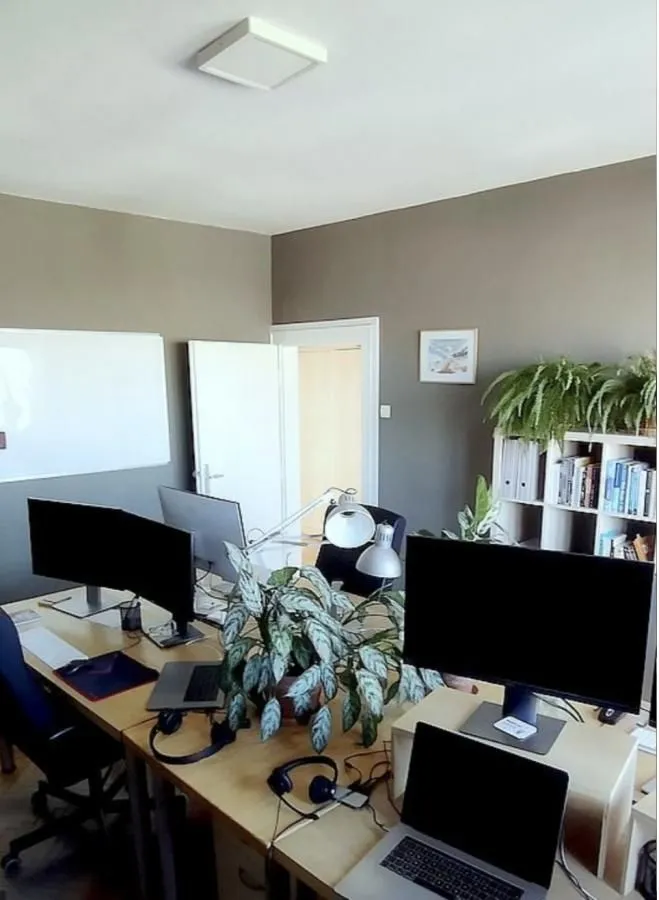 Prodaja, trosoban stan, 74m², Centar, Novi Sad
