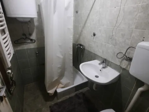 Izdavanje, stan, 38m², Zemun Gornji Grad, Zemun Sve Podlokacije - image 5