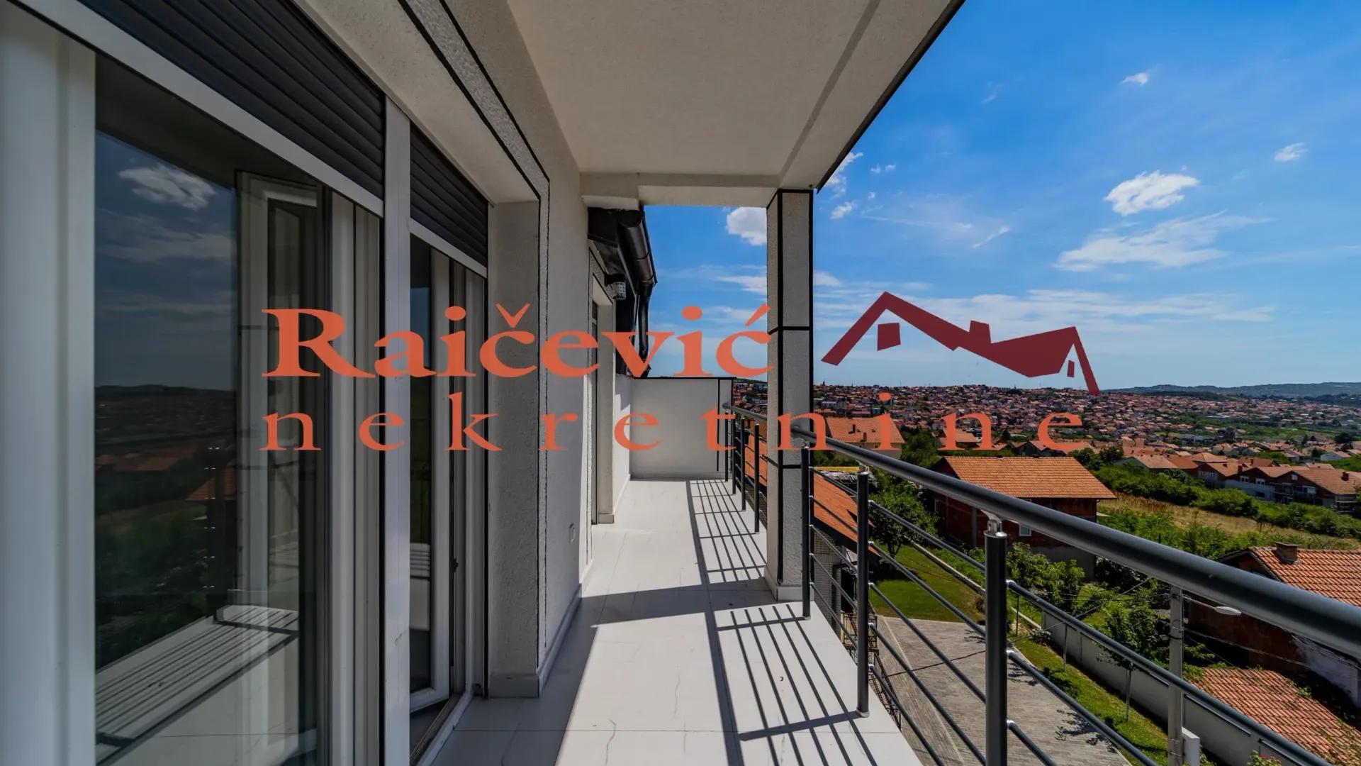 Prodaja, trosoban stan, 80m², Grocka, Beograd