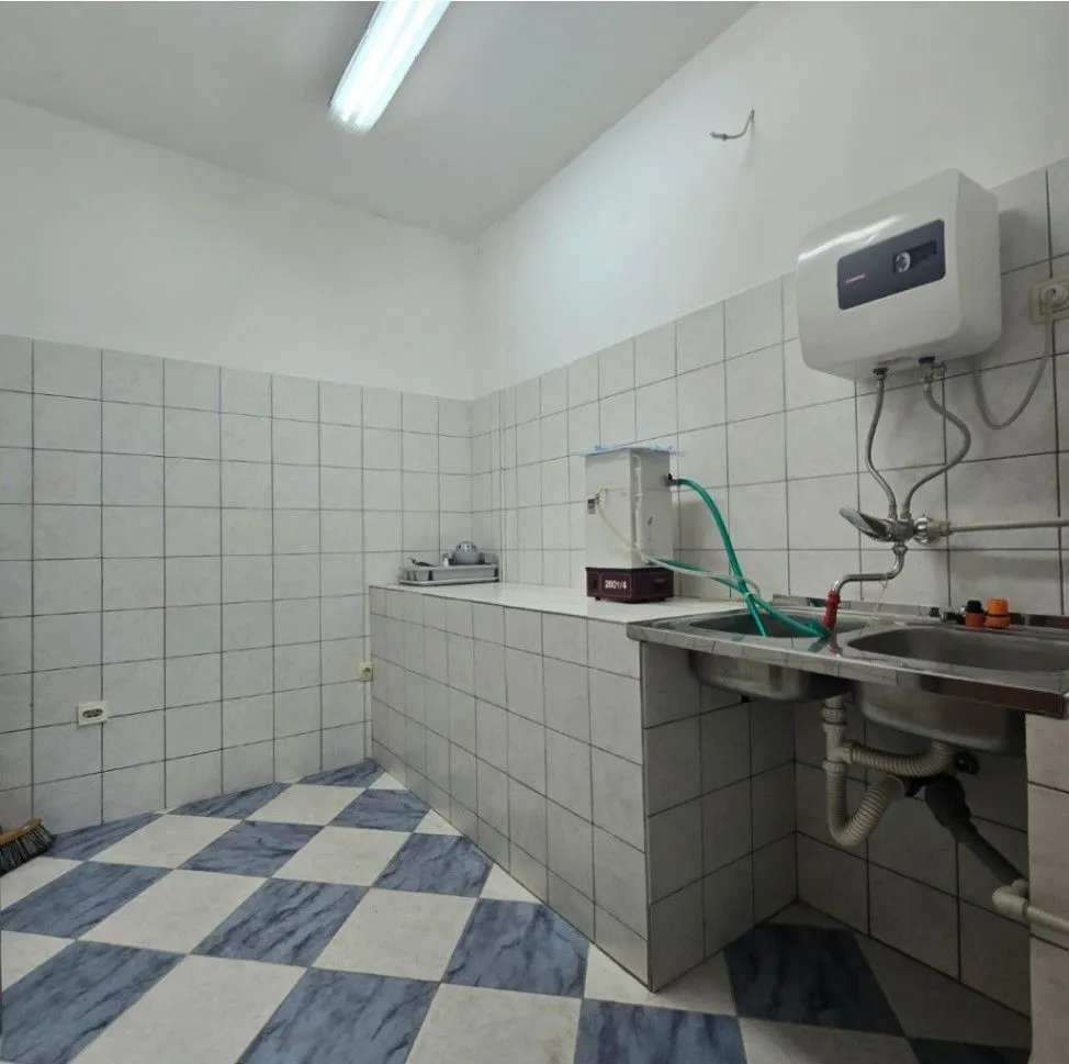 Rent, office space, 80m², Centar, Nikšić