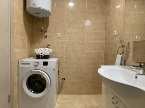 Izdavanje, jednosoban stan, 50m², Budva, Crna Gora - image 11