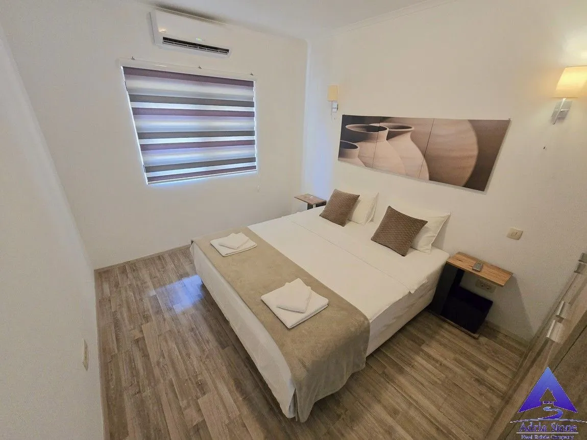 Prodaja, dvosoban stan, 82m², Prčanj, Kotor