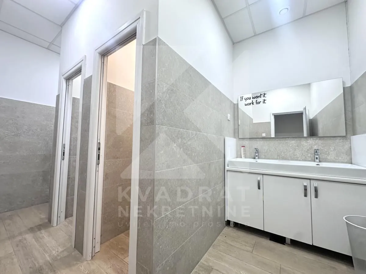 Rent, office space, 1850m², Zabjelo, Podgorica
