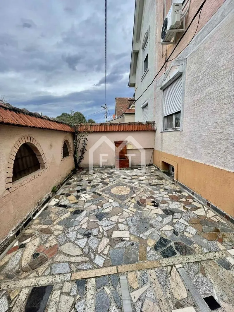 Rent, house, 80m², Zemun Gornji Grad, Zemun Sve Podlokacije