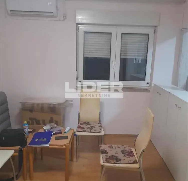 Sale, two bedroom apartment, 37m², Đeram Pijaca, Beograd