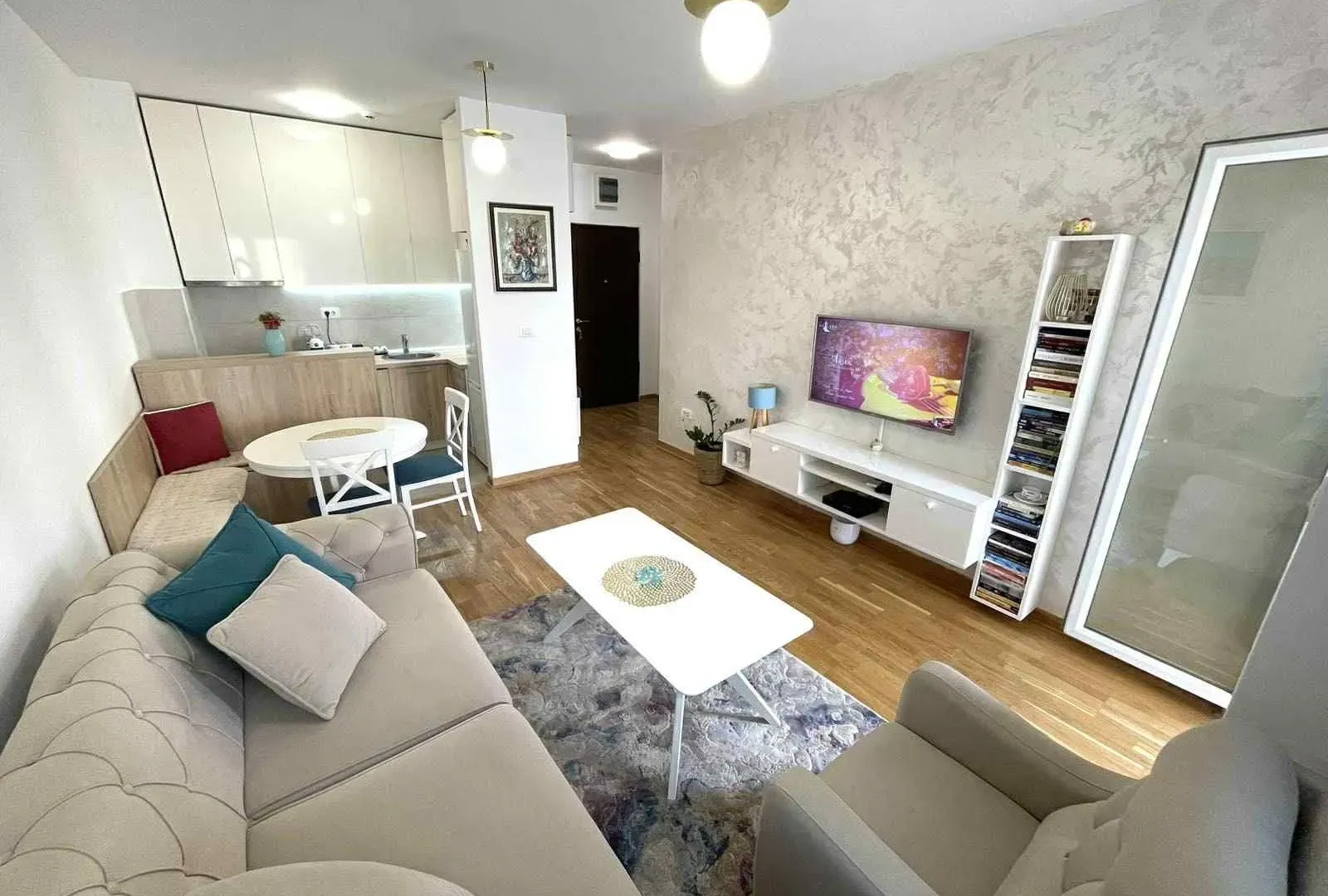 Izdavanje, jednosoban stan, 43m², Zagorič, Podgorica