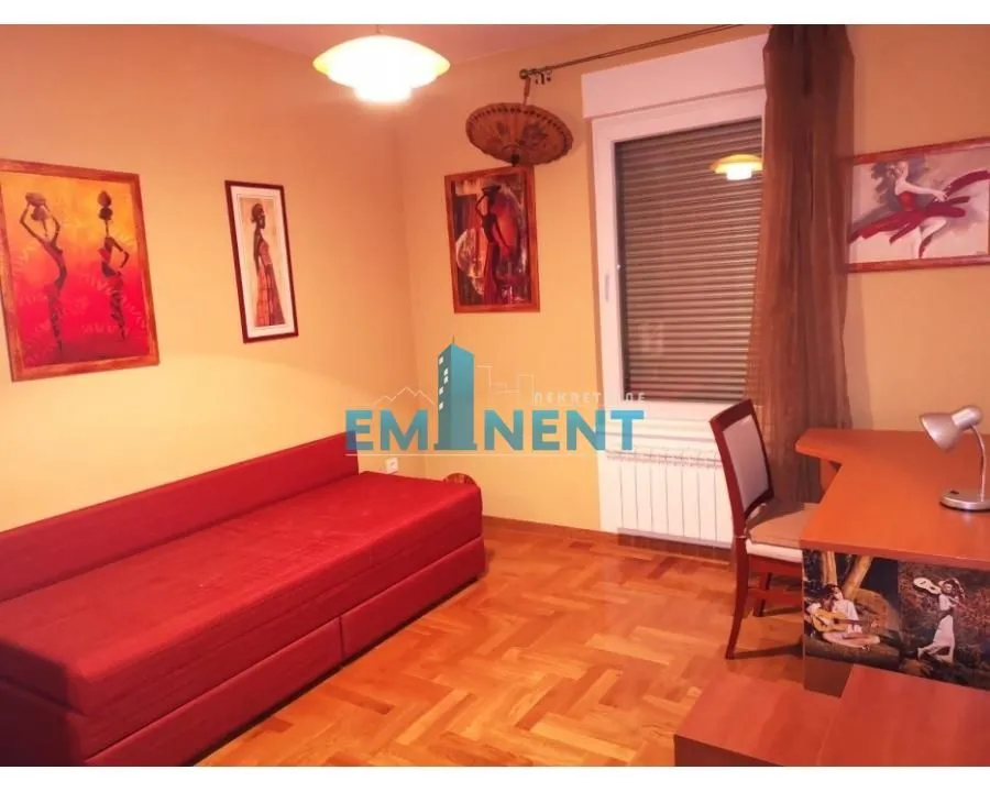Rent, three bedroom apartment, 72m², Đeram Pijaca, Beograd