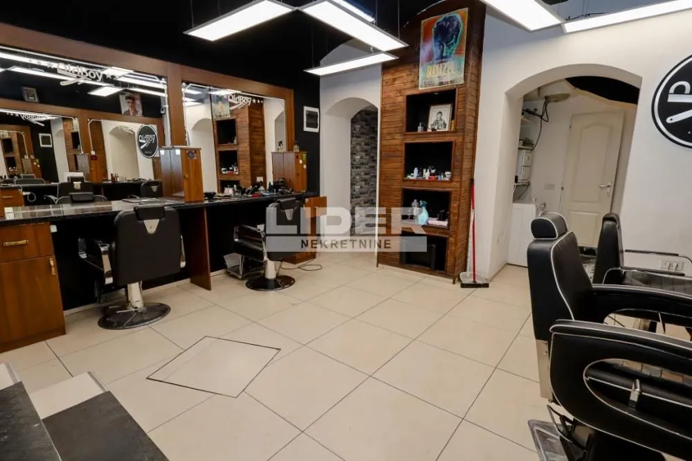 Sale, office space, 38m², Stari Grad, Beograd
