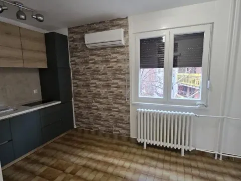 Izdavanje, jednosoban stan, 36m², Bulevar Oslobodjenja, Novi Sad Sve Podlokacije - image 3