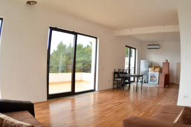 Sale, house, 218m², Šušanj, Bar