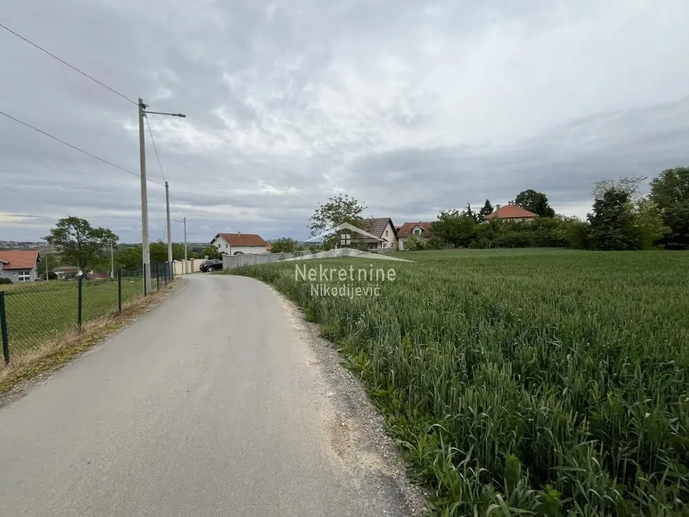 Prodaja, plac, 1600m², Čukarica, Beograd