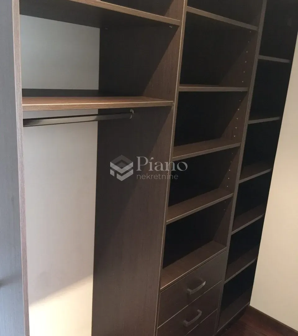 Rent, two bedroom apartment, 166m², Podgorica, Crna Gora