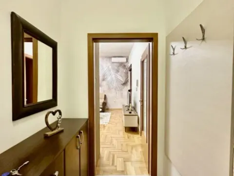 Izdavanje, jednosoban stan, 45m², Zabjelo, Podgorica - image 9