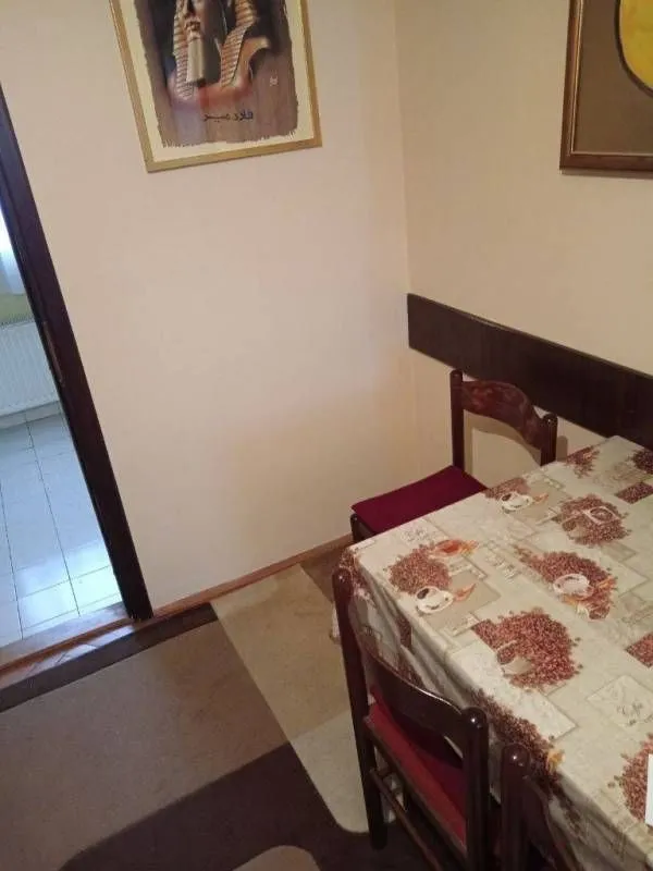 Prodaja, trosoban stan, 61m², Centar Sve Podlokacije, Beograd