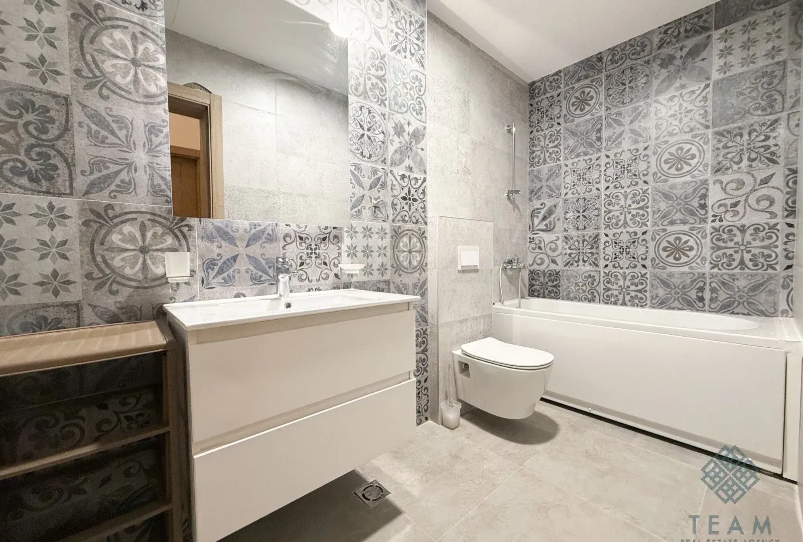 Rent, four bedroom apartment, 125m², Master Kvart, Podgorica