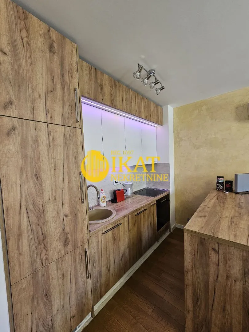 Sale, one bedroom apartment, 40m², Stari Grad, Beograd