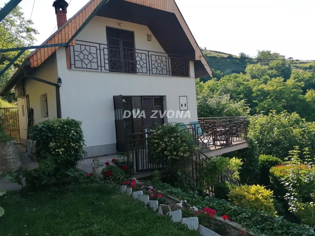 Prodaja, kuća, 140m², Stari Slankamen, Inđija
