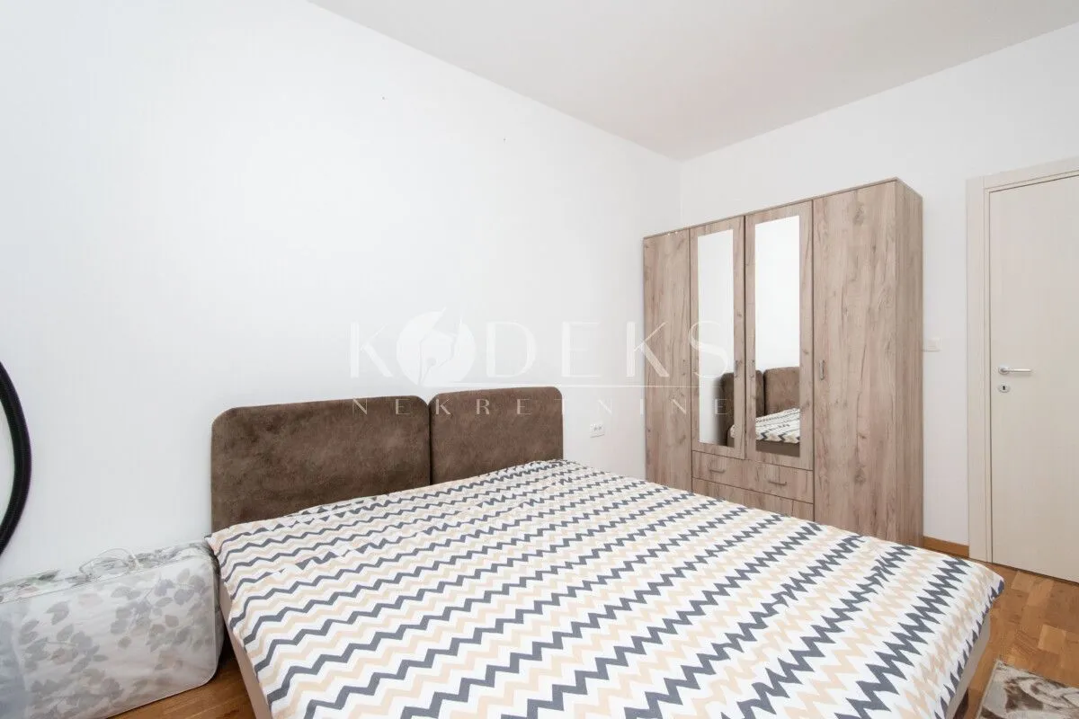 Izdavanje, jednosoban stan, 46m², Stari Aerodrom, Podgorica