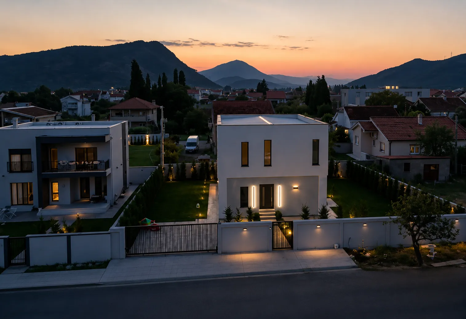 Prodaja, kuća, 225m², Gornja Gorica, Podgorica