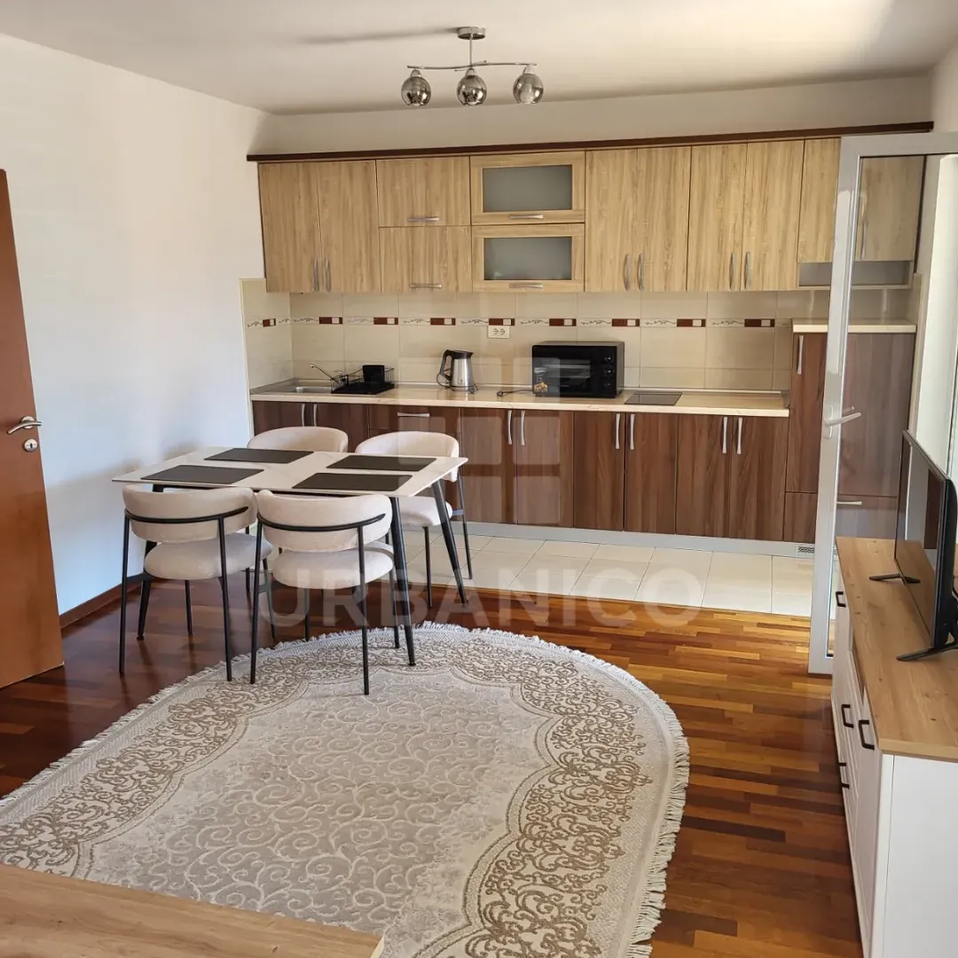 Izdavanje, dvosoban stan, 71m², Igalo, Herceg Novi