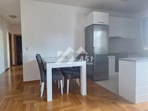 Izdavanje, dvosoban stan, 61m², Rotkvarija, Novi Sad Sve Podlokacije - image 3