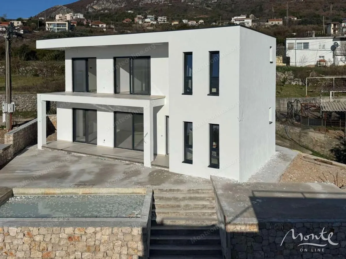 Prodaja, kuća, 140m², Dobre Vode, Bar