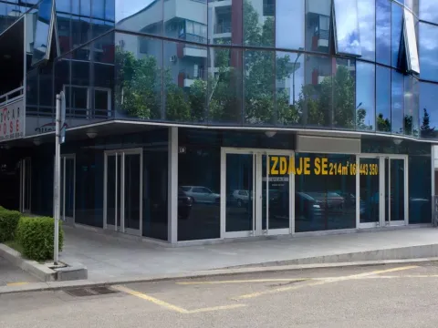 Izdavanje, poslovni prostor, 214m², Podgorica, Crna Gora - image 5