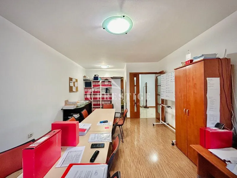 Izdavanje, trosoban stan, 107m², Preko Morače, Podgorica