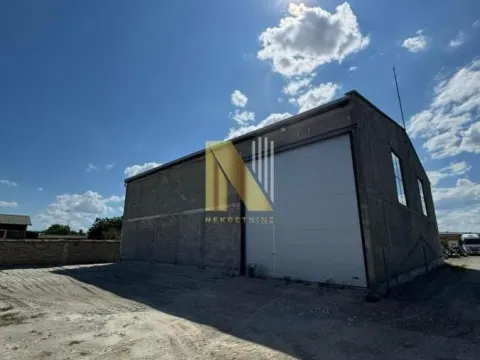 Rent, office space, 360m², Futog, Novi Sad Sve Podlokacije - image 1