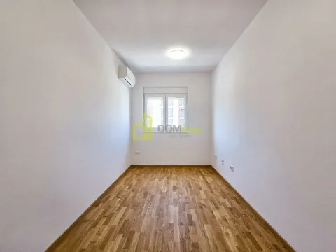 Izdavanje, dvosoban stan, 65m², Stari Aerodrom, Podgorica - image 13