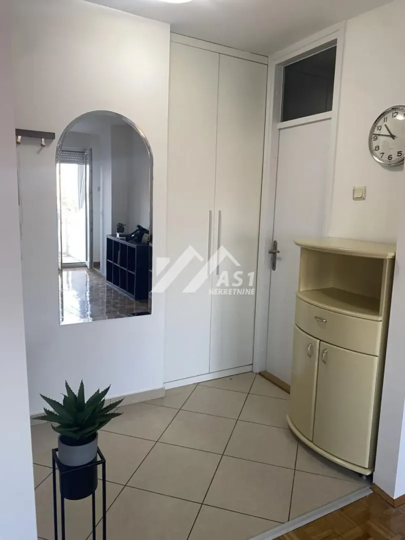 Rent, two bedroom apartment, 64m², Rotkvarija, Novi Sad Sve Podlokacije