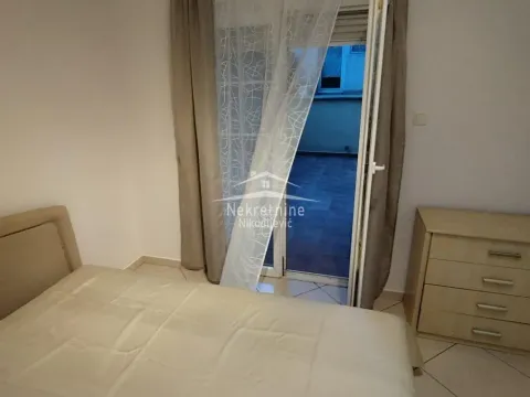 Izdavanje, trosoban stan, 70m², Šumice, Beograd - image 10