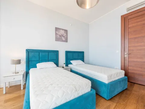 Sale, three bedroom apartment, 182m², Skočiđevojka, Budva - image 17