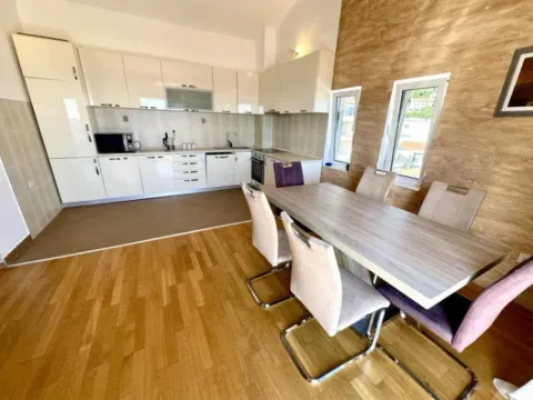 Sale, two bedroom apartment, 105m², Petrovac, Budva