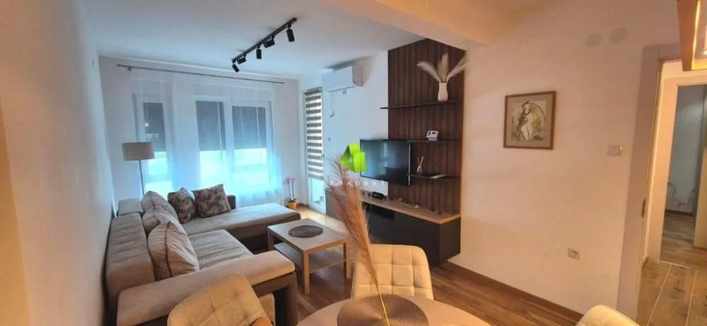 Rent, two bedroom apartment, 60m², Medijana, Niš