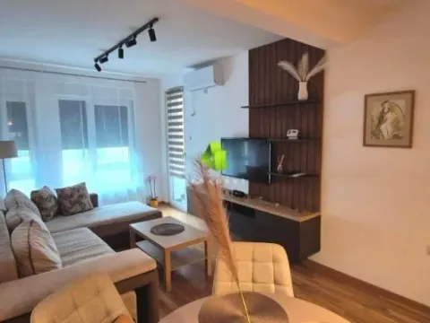 Rent, two bedroom apartment, 60m², Medijana, Niš - image 3