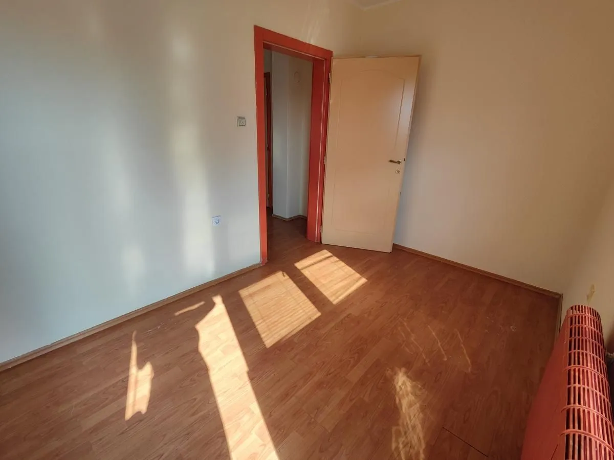 Izdavanje, dvosoban stan, 54m², Aqua park, Jagodina