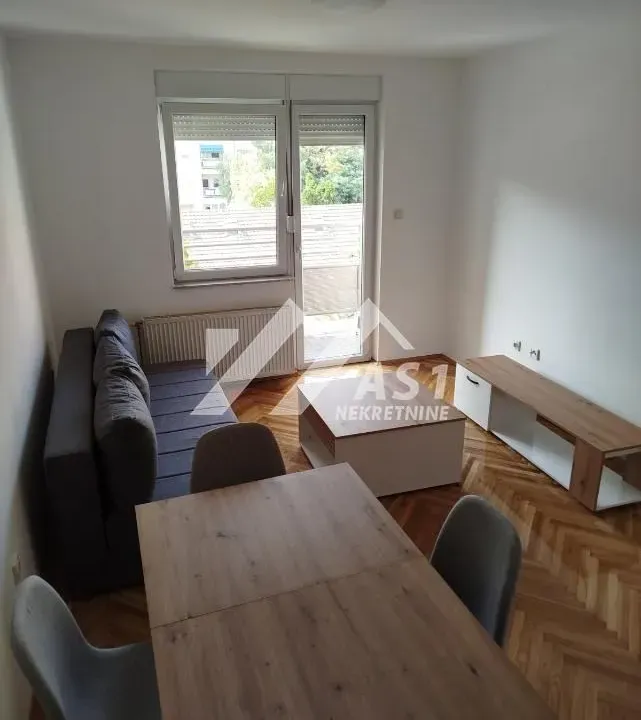 Izdavanje, dvosoban stan, 41m², Nova Detelinara, Novi Sad Sve Podlokacije