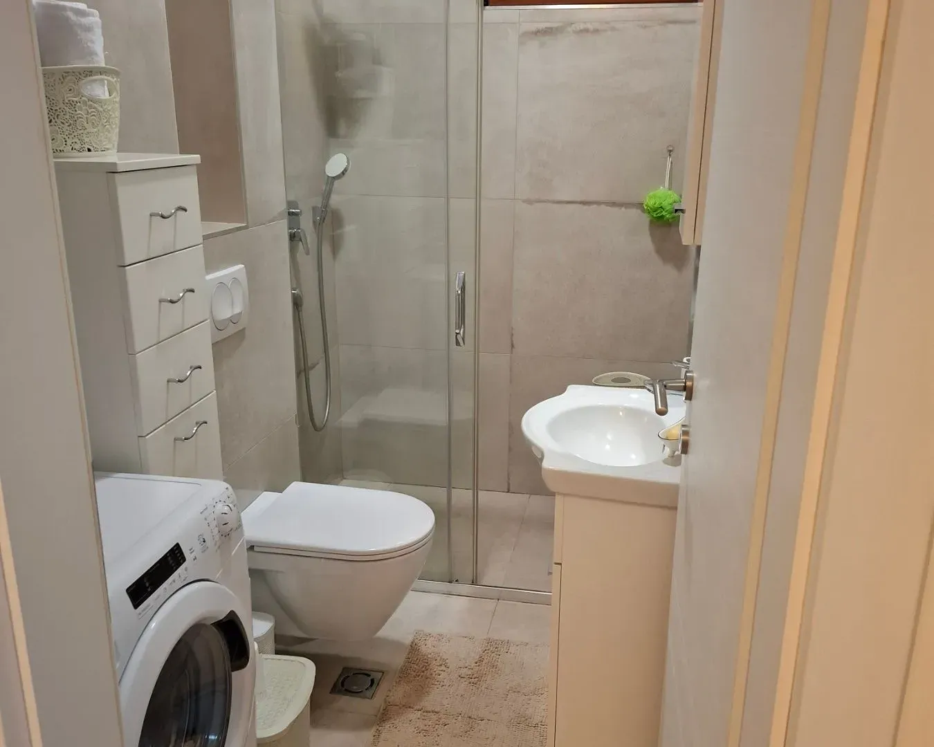 Izdavanje, stan, 30m², Stara Varoš, Podgorica