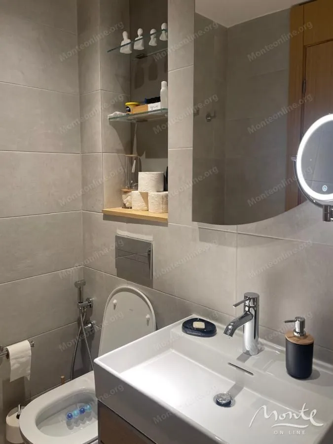 Prodaja, dvosoban stan, 90m², Porto Montenegro, Tivat